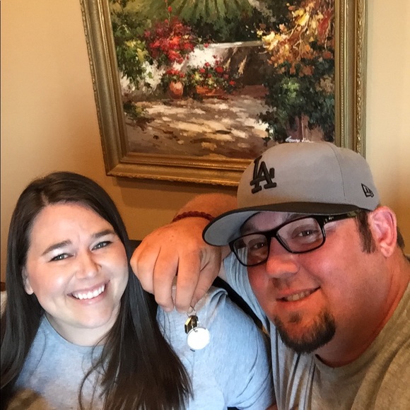 Meet your Posher, Brooke - Picture 1 of 1